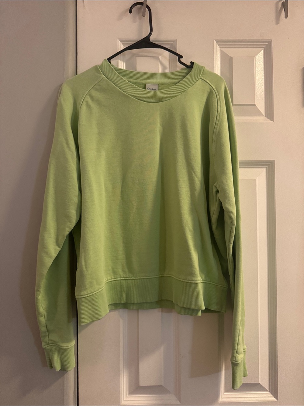 Outdoor Voices Light Green Crewneck Sweatshirt